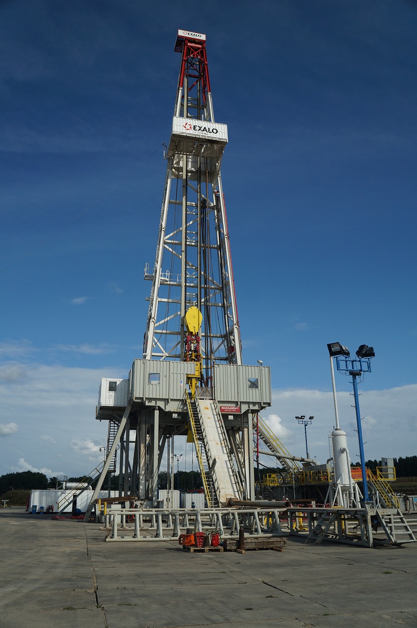 onshore, drilling, rig-1928355.jpg